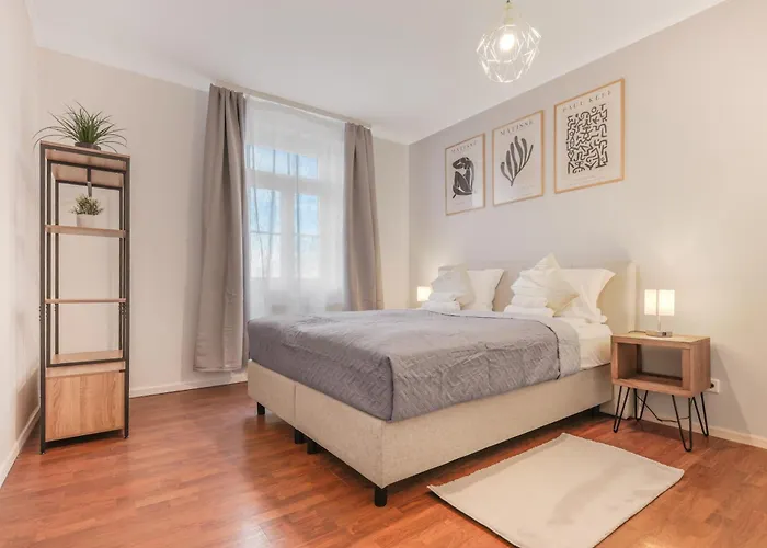 아파트 Cruwzo I Modern Centrally Located With Parking Modern Centrally Located With Parking *