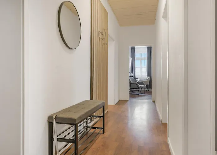 Cruwzo I Modern Centrally Located With Parking Modern Centrally Located With Parking Apartmán