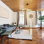 Cruwzo I Modern Centrally Located With Parking Modern Centrally Located With Parking Apartment Ingolstadt