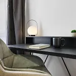 Cruwzo I Modern Centrally Located With Parking Modern Centrally Located With Parking אינגולשטאט