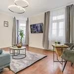 Apartment Cruwzo I Modern Centrally Located With Parking Modern Centrally Located With Parking Ingolstadt