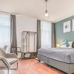 Cruwzo I Modern Centrally Located With Parking Modern Centrally Located With Parking * Ingolstadt