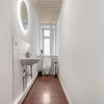 Cruwzo I Modern Centrally Located With Parking Modern Centrally Located With Parking דירה *