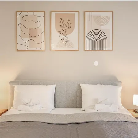 公寓 Cruwzo I Modern Centrally Located With Parking Modern Centrally Located With Parking 因戈尔施塔特
