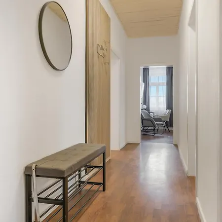 Cruwzo I Modern Centrally Located With Parking Modern Centrally Located With Parking Appartamento
