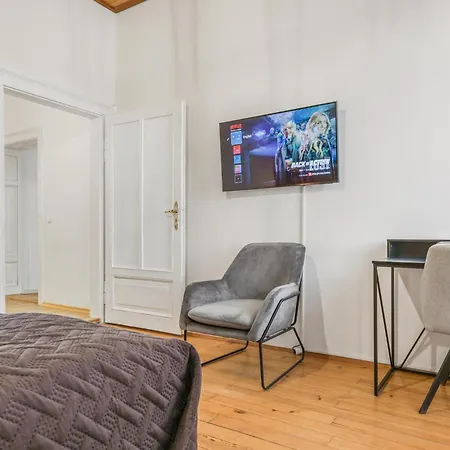 Apartment Cruwzo - Modern Centrally Located With Parking Ingolstadt