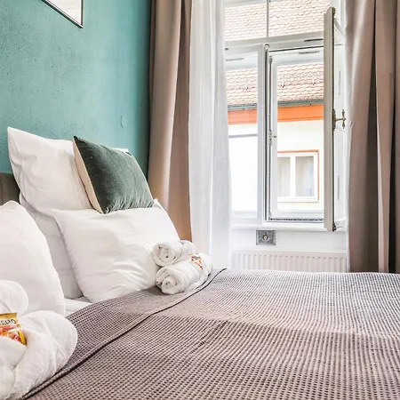 Apartment Cruwzo - Modern Centrally Located With Parking Ingolstadt