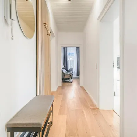 Cruwzo - Modern Centrally Located With Parking Apartment Ingolstadt