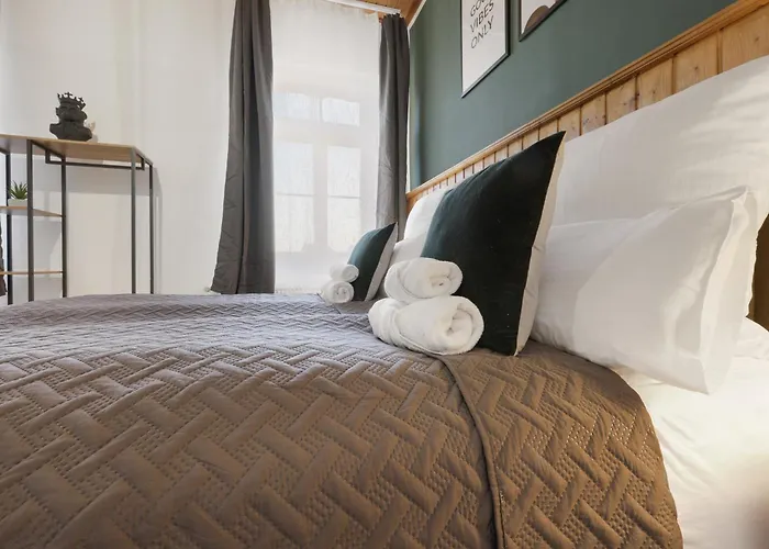 Appartement Cruwzo I Modern Centrally Located With Parking Modern Centrally Located With Parking *